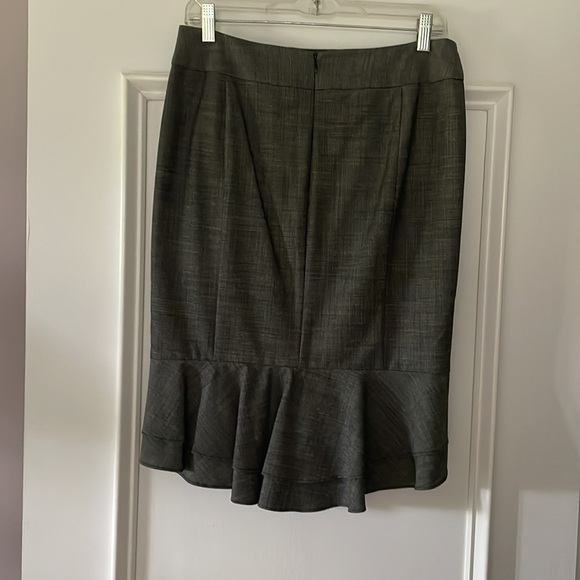 Skirt - Picture 2 of 2